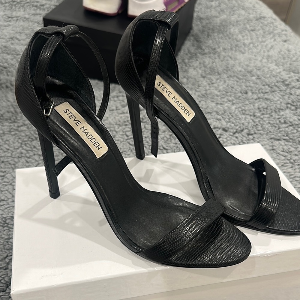 Steve Madden Black Stiletto Heels